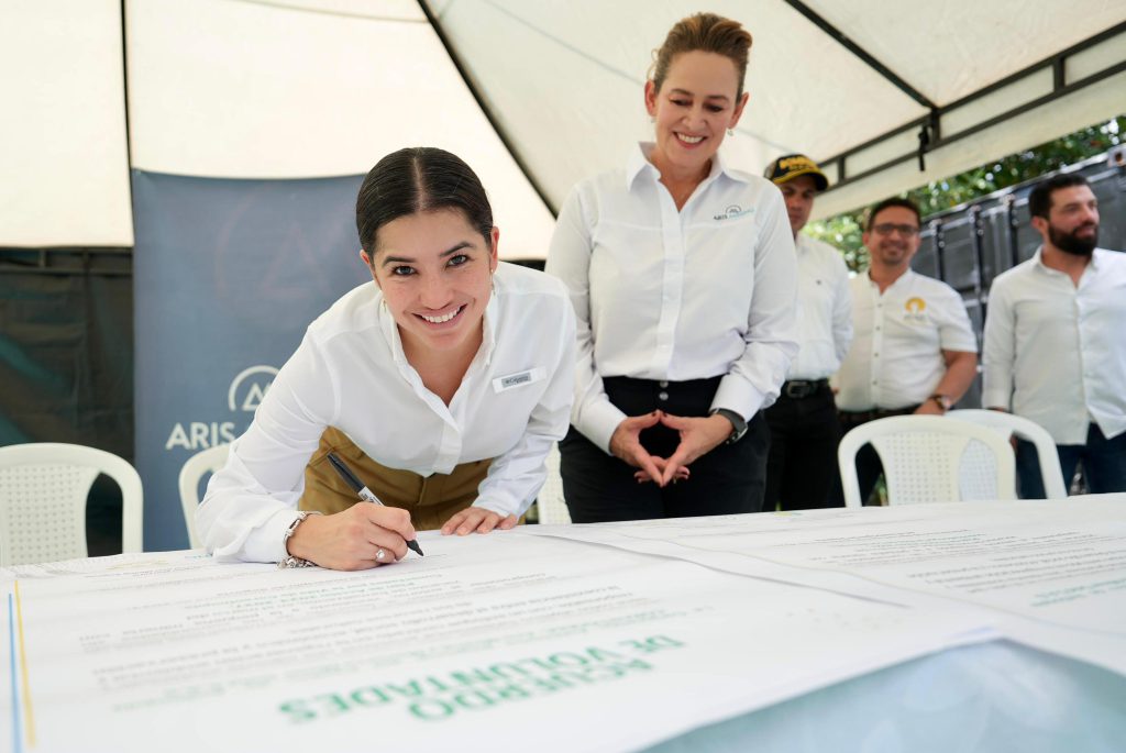 Directora General Liliana Taborda Corantioquia