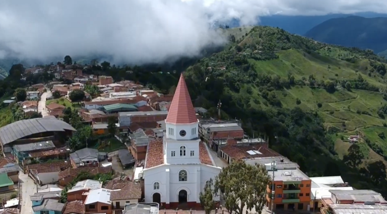 Turismo de nauraleza Corantioquia